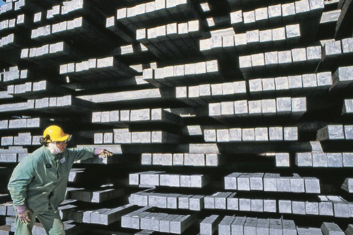 Produção de aço bruto cresce 6,2% no semestre