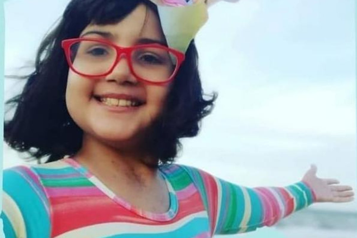 Criança luta contra leucemia rara pela 4ª vez e pede ajuda para realizar tratamento fora do Brasil
