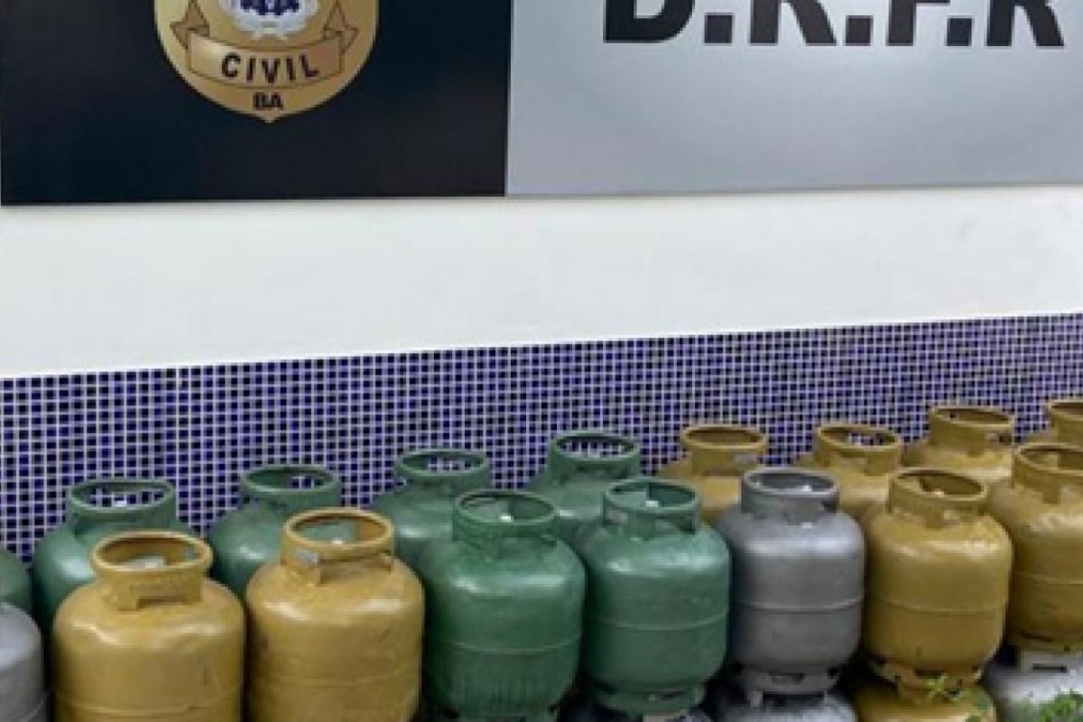 Polícia recupera 38 botijões de gás furtados em Jequié