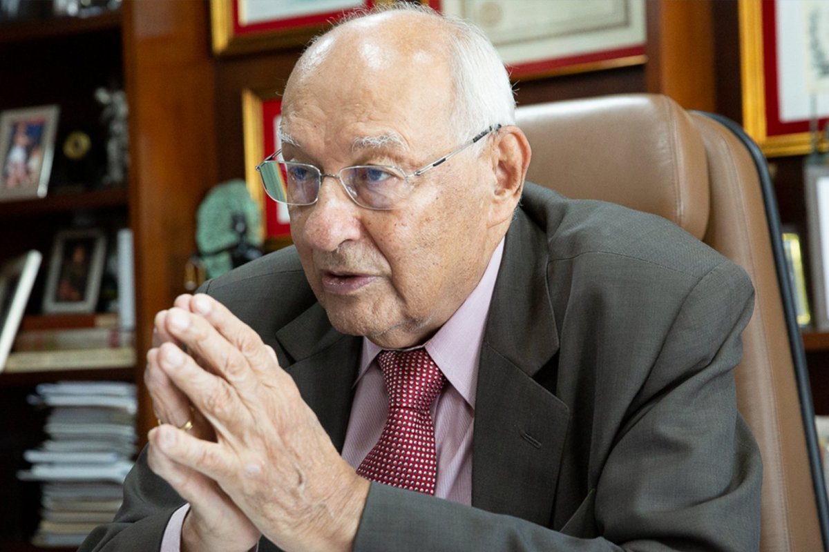 Em entrevista, Ives Gandra aponta que STF "se transformou no maior partido de oposição”