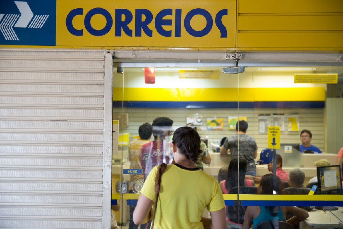 Correios podem entrar em greve por tempo indeterminado