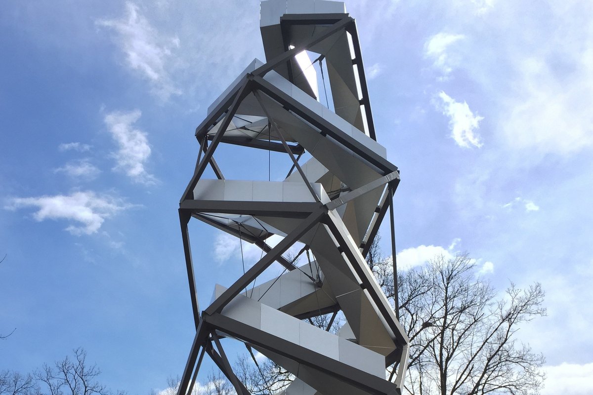 4 torres de observação incríveis ao redor do mundo para ver e ouvir a natureza do alto