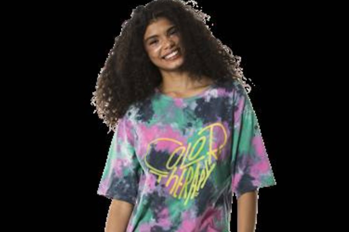 Havaianas lança coleção de vestuário inspirada nos anos 1970!