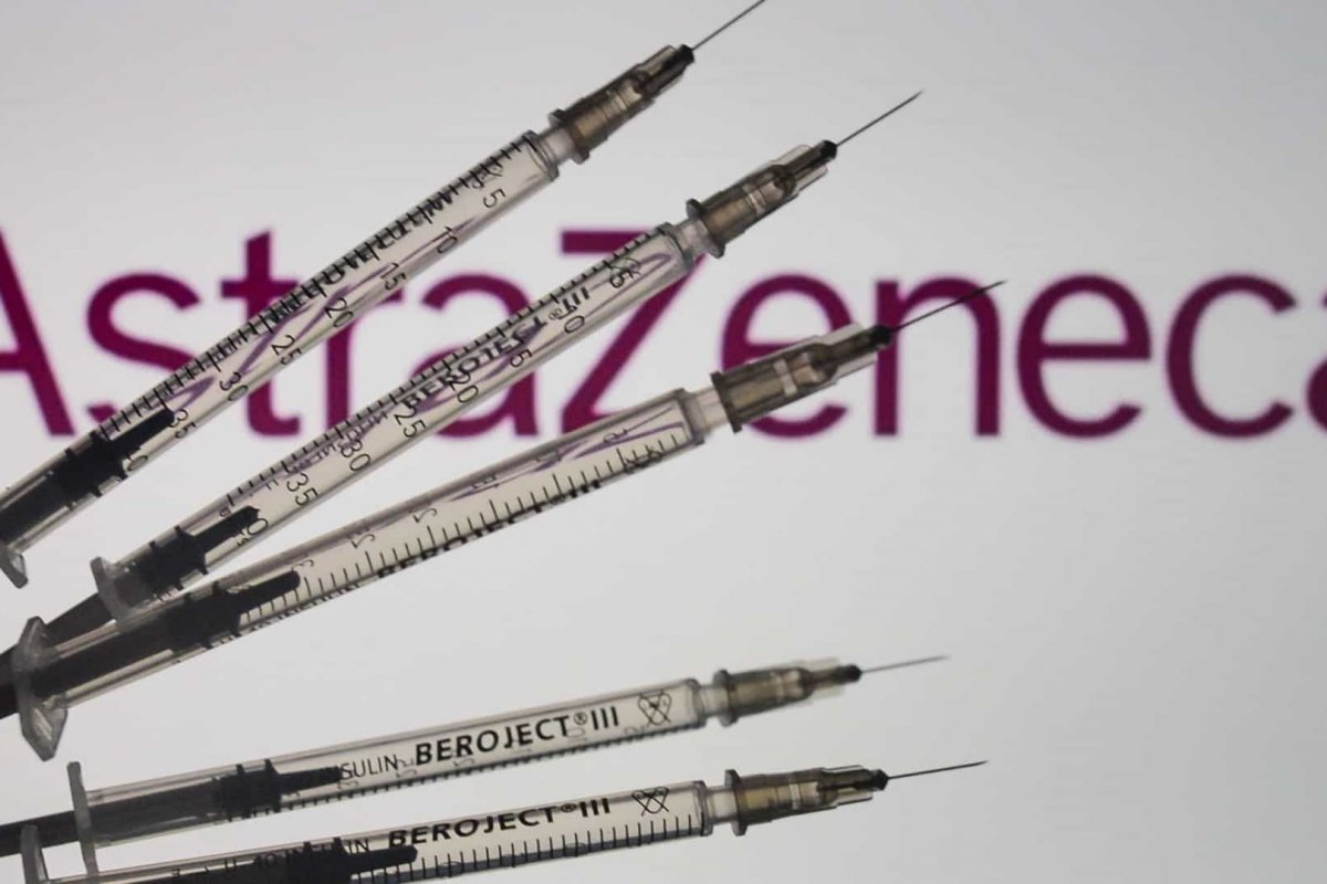 União Europeia entre na justiça contra AstraZeneca por atraso na entrega das vacinas