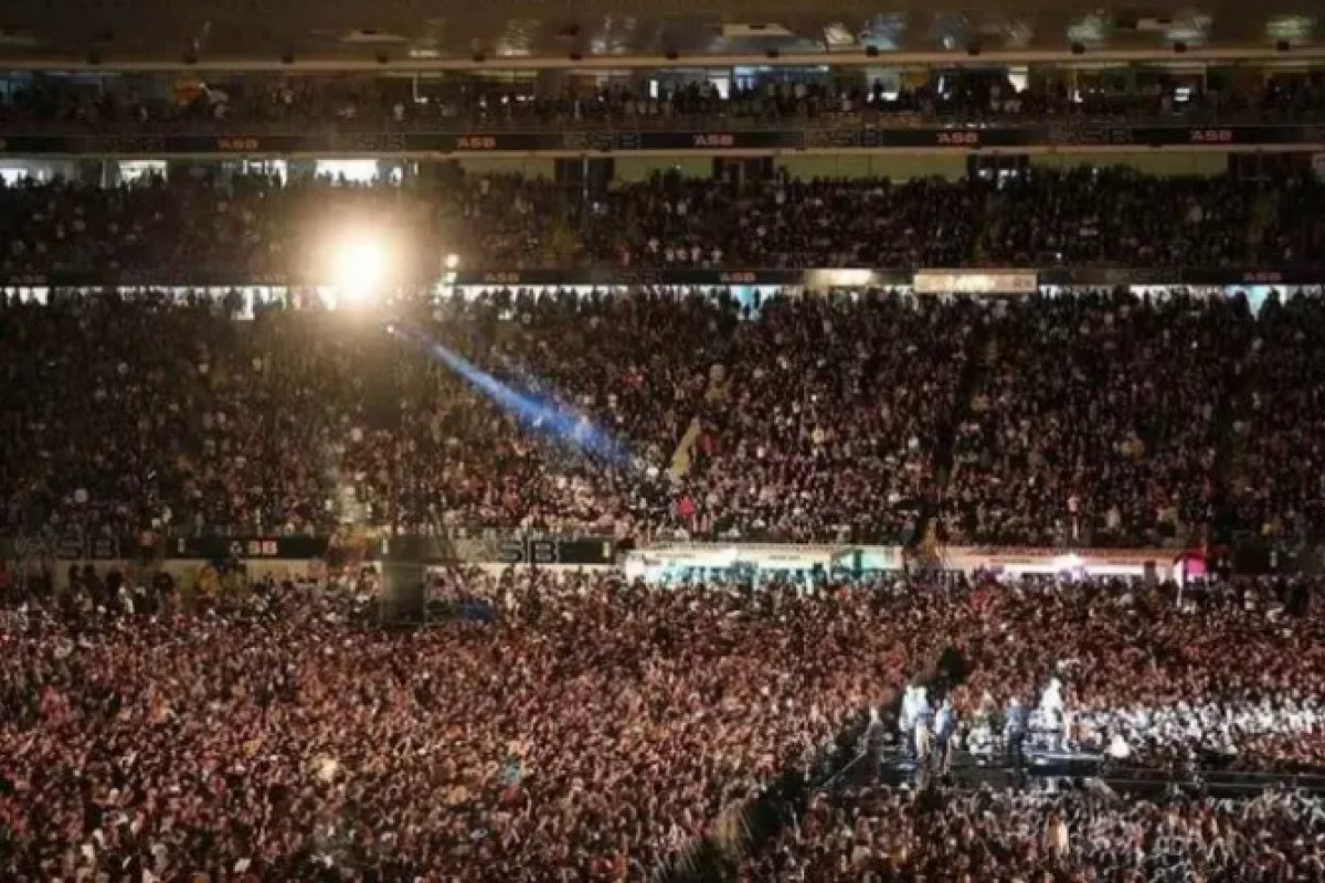 Nova Zelândia realiza show em estádio para mais de 50 mil pessoas