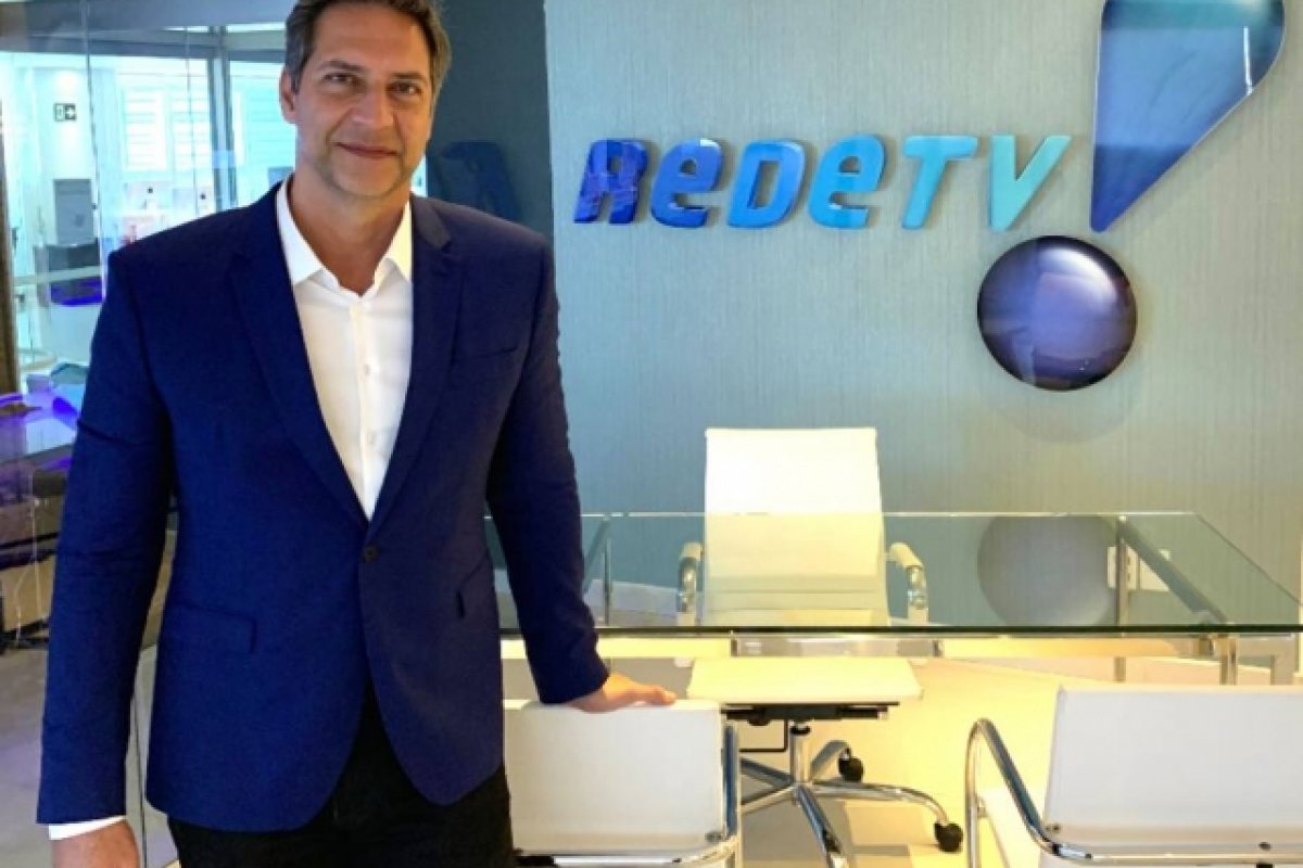 "Fiquei num mata-leão por quase meia hora", diz Lacombe após imobilizar criminoso