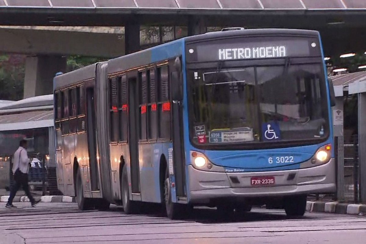 Homem furta ônibus na Zona Sul de SP para dar de presente ao primo