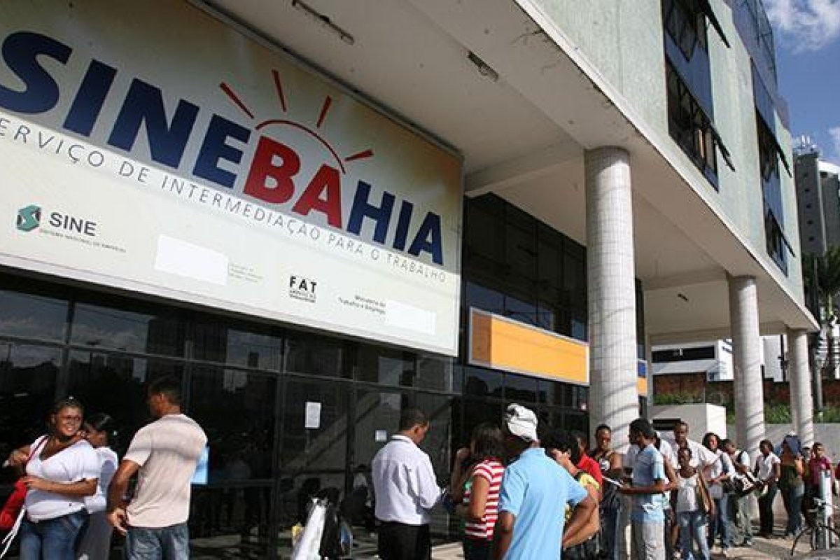 SineBahia divulga 14 vagas de trabalho para terça-feira (28/05) na capital baiana