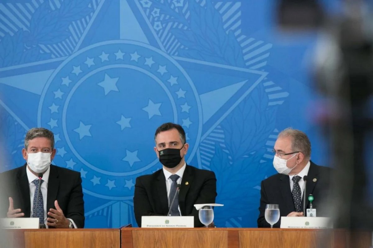 Comitê de enfrentamento à pandemia da Covid-19 se reúne nesta quarta-feira (28)