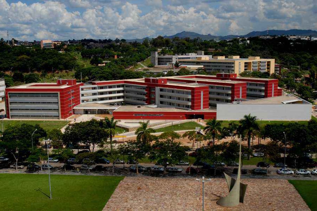 UFMG deve solicitar teste de vacina da Covid-19 em humanos no próximo mês