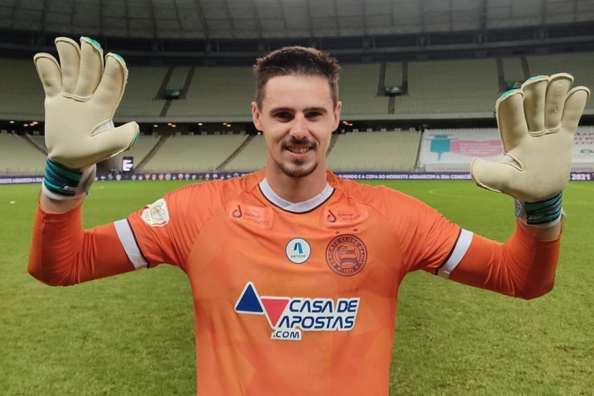 Copa do Nordeste: Sem sofrer gols, Matheus Teixeira chega com moral para decisão 