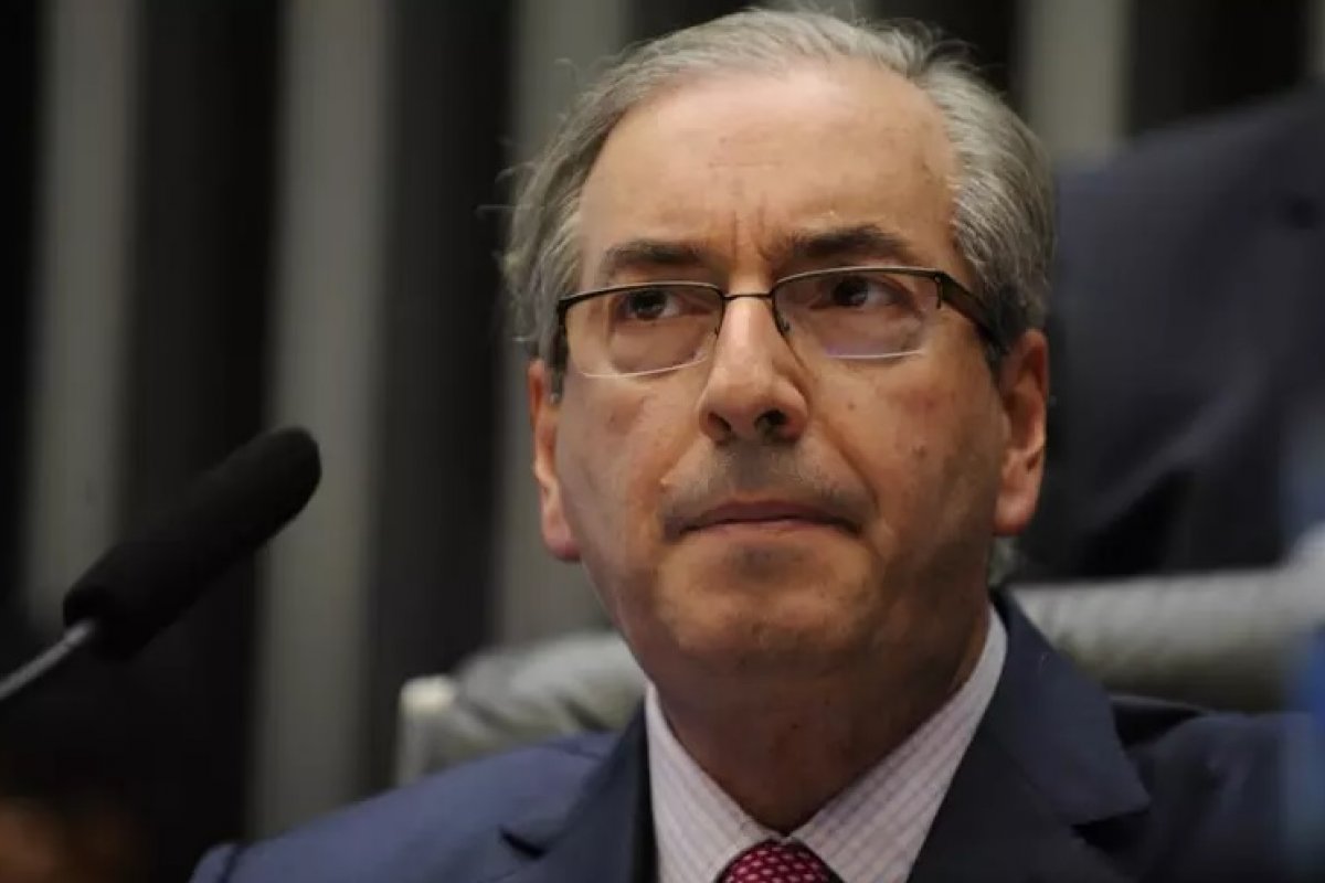 Por unanimidade, TRF-4 revoga prisão de Eduardo Cunha