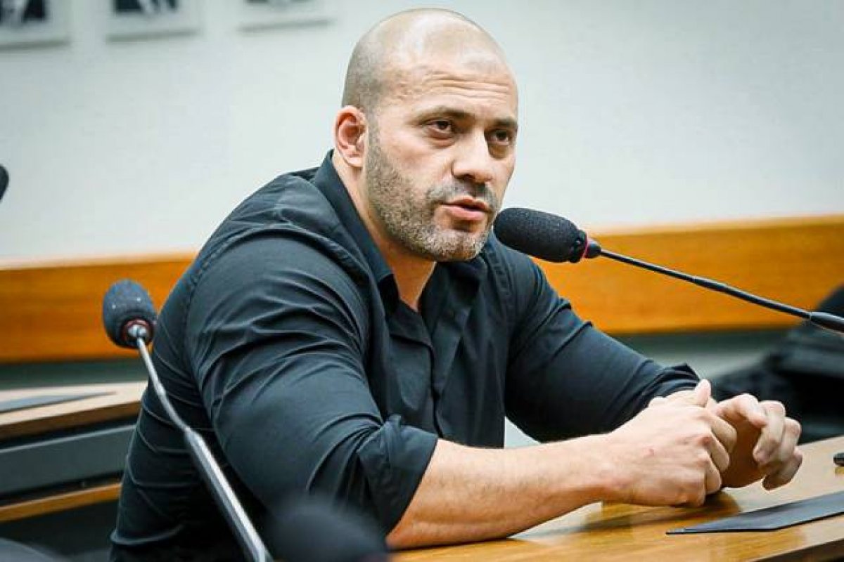 Por unanimidade, STF aceita denúncia contra Daniel Silveira