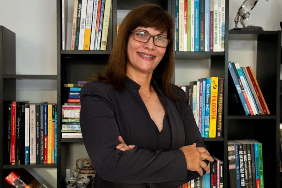 Livro com revelações espirituais e dilemas impostos pelo coronavírus é lançado no Brasil