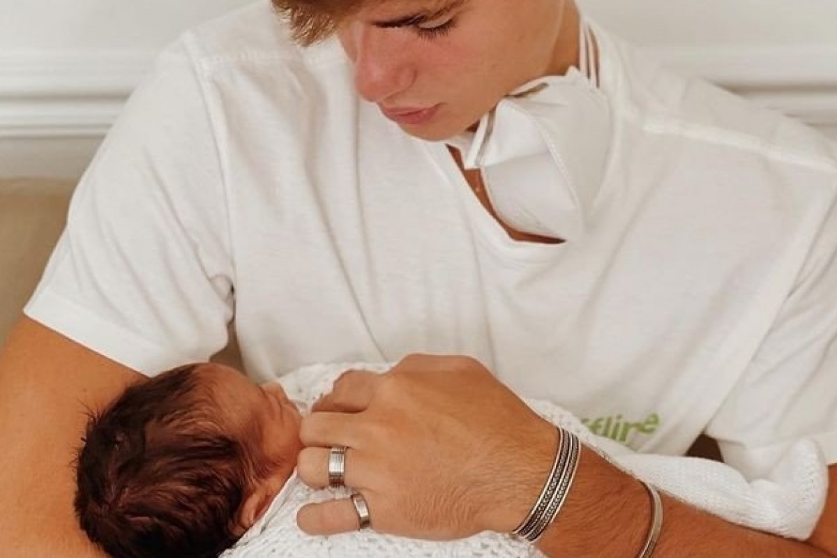 Nasce filha do ator Fábio Assunção com Ana Verena