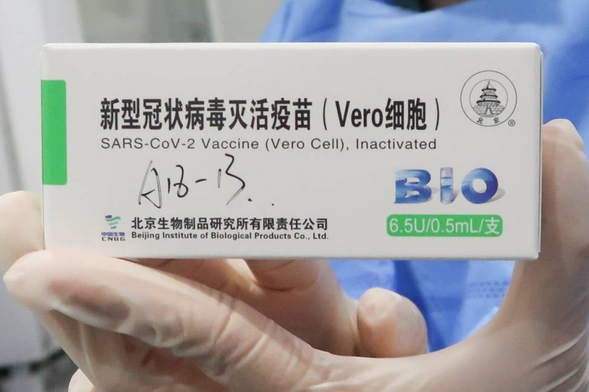 Consórcio de prefeitos pede a embaixador da China 6 milhões de doses para vacinar professores