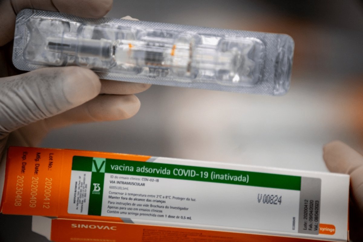 Atraso na segunda dose da CoronaVac pode prejudicar a campanha de vacinação contra a Covid