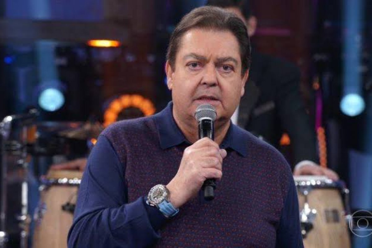 Após 33 anos, Faustão volta à Band em 2022!