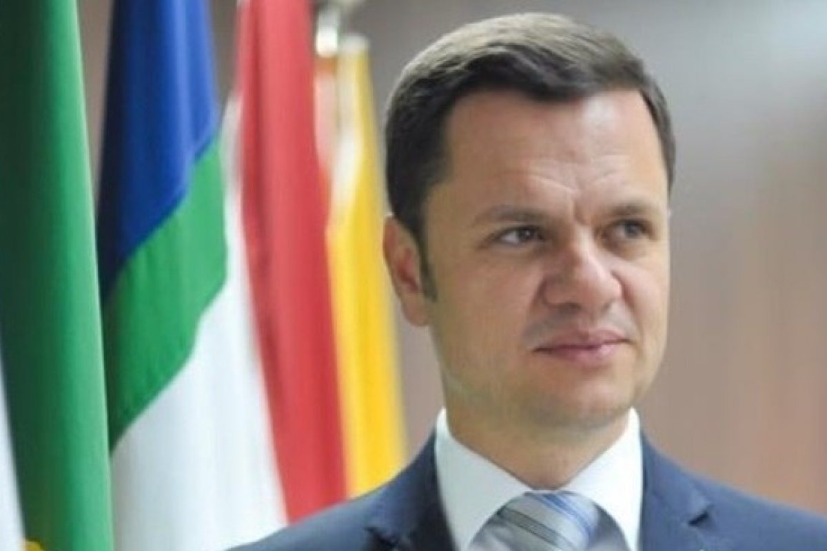 Ministro da Justiça diz que vai solicitar à PF informações sobre operações contra governadores
