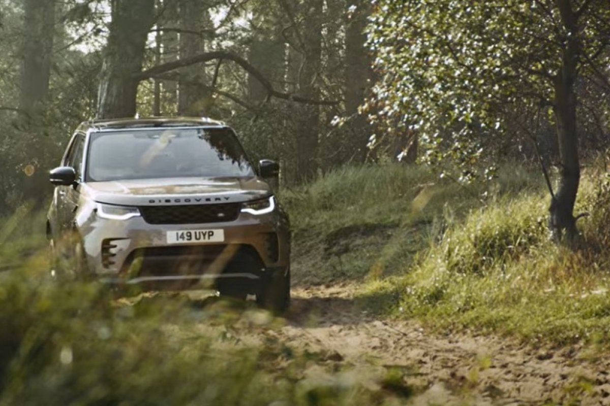 Land Rover inicia campanha do Discovery diesel