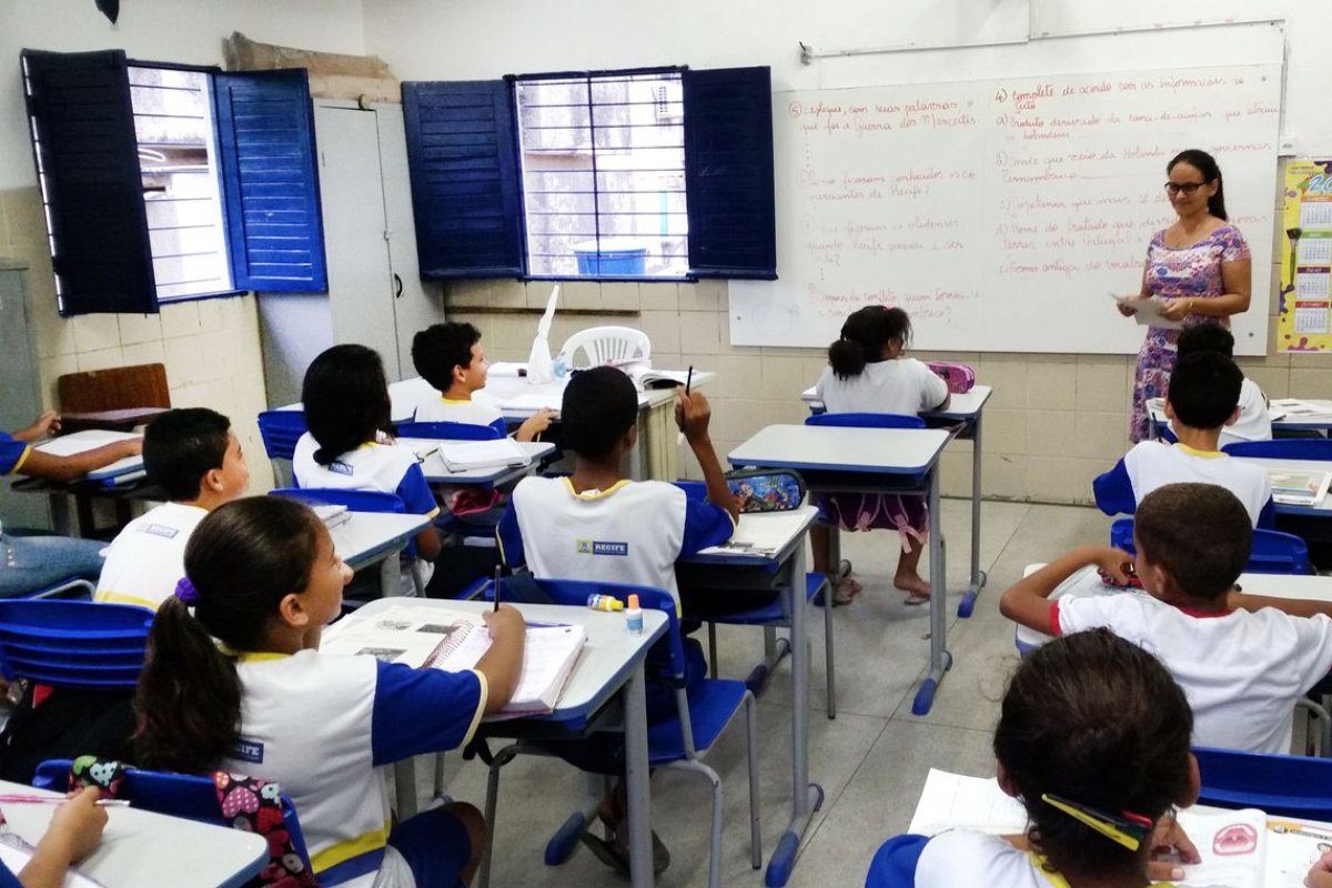 Frequência escolar de estudantes beneficiários do Bolsa Família apresenta registro de 91,18%
