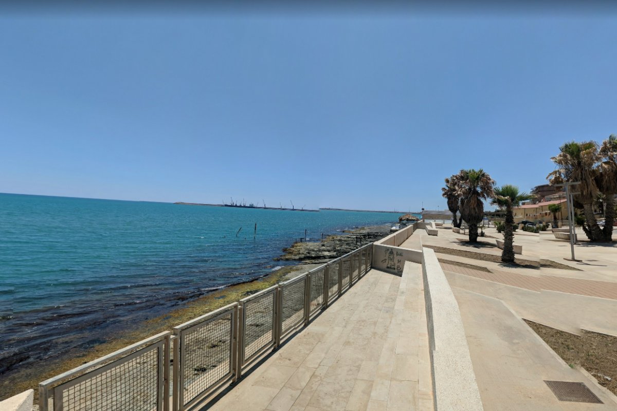 Itália apreende navio de resgate alemão com 104 migrantes