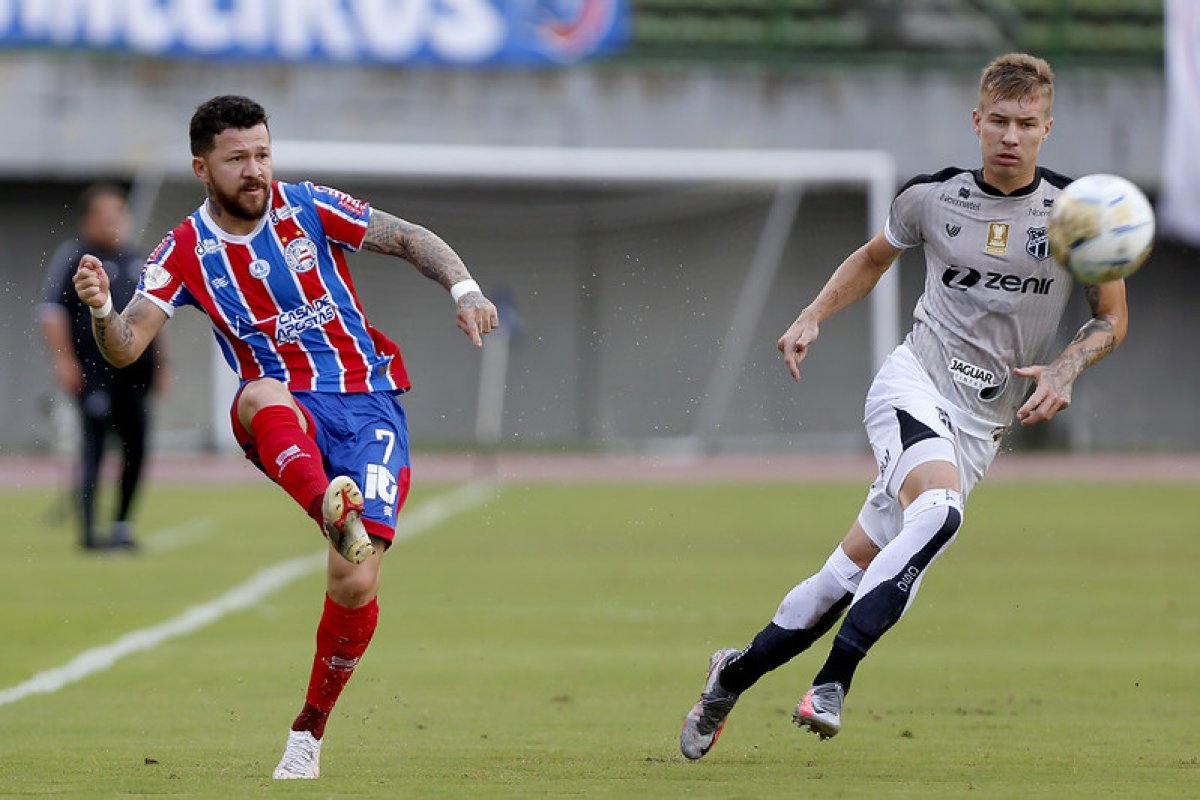 Em jogo com duas expulsões, Bahia perde para o Ceará na ida da decisão da Copa do Nordeste