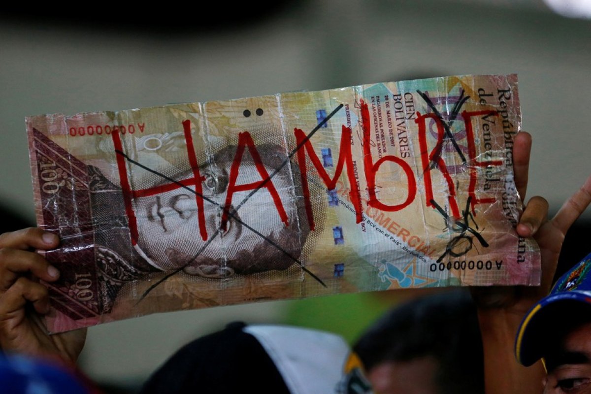 Venezuela aumenta salário mínimo em quase 300%