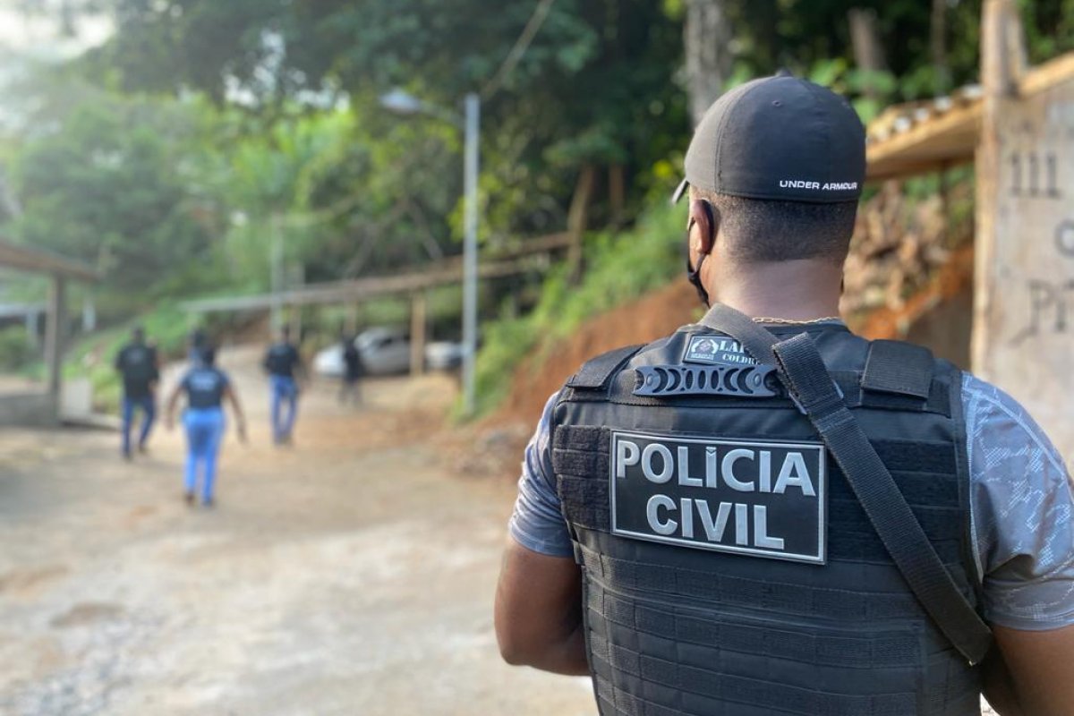 Homem condenado por roubo é preso nesta sexta (30) pela Policia Civil, em Candeias