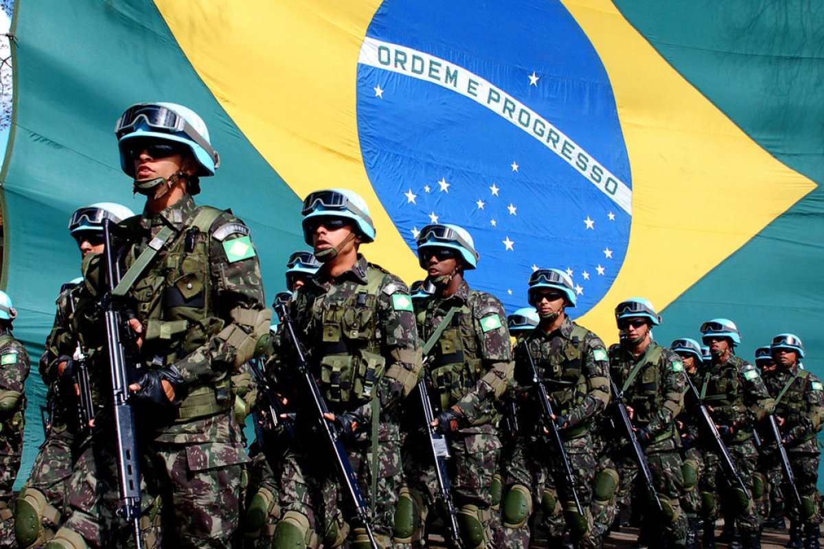 Concursos militares registram alta nas inscrições