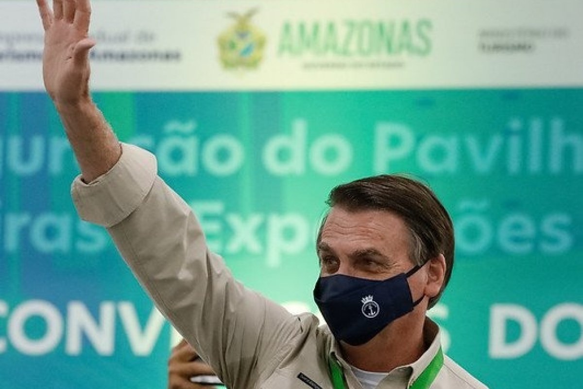 STF arquiva notícia-crime contra Bolsonaro por demora na compra da Sputnik