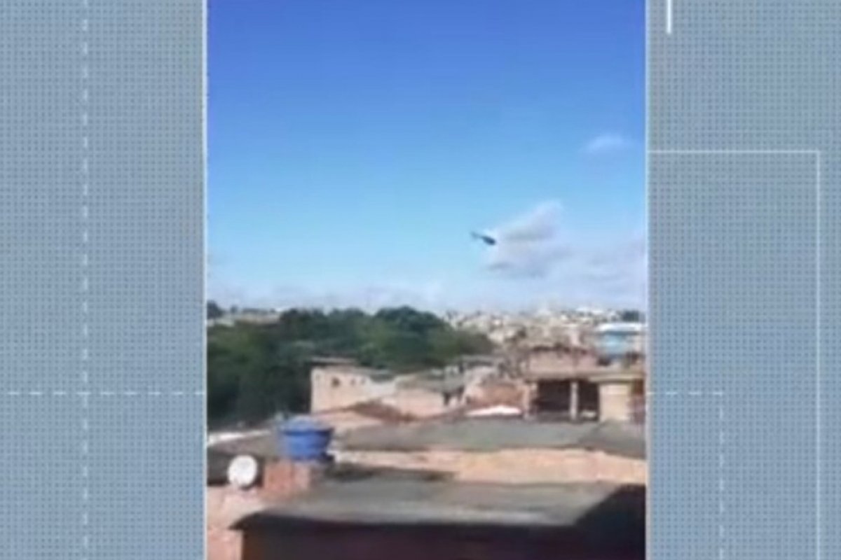 Moradores registram troca de tiros no bairro de Tancredo Neves, em Salvador