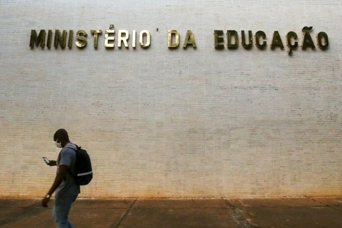 MEC divulga calendário de inscrições do Sisu, ProUni e Fies