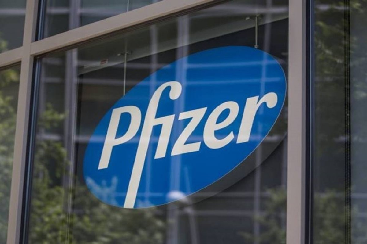 Pfizer eleva previsão de receita graças a ritmo na vacinação contra Covid