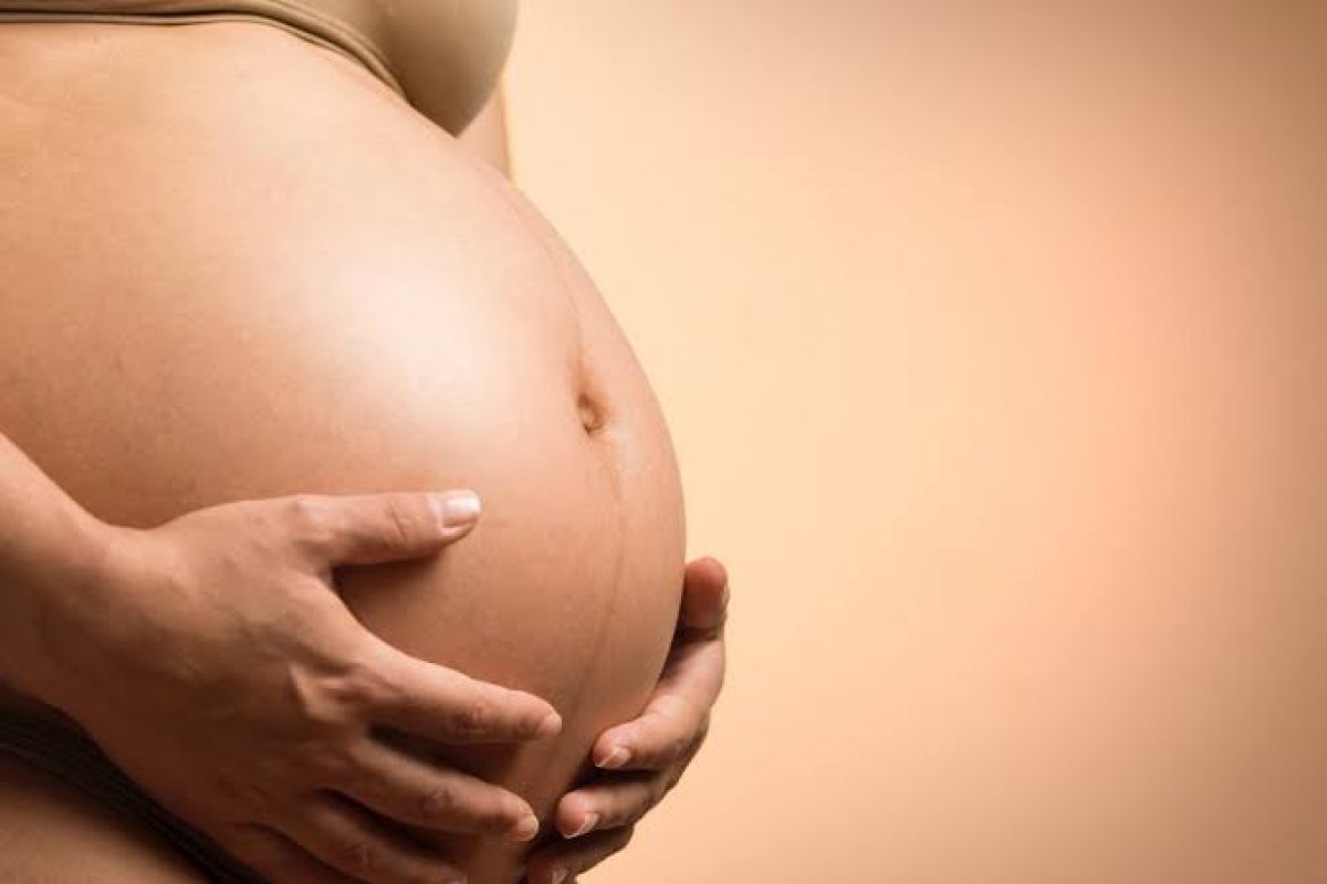 Live debate sobre a importância da vacinação para gestantes e crianças