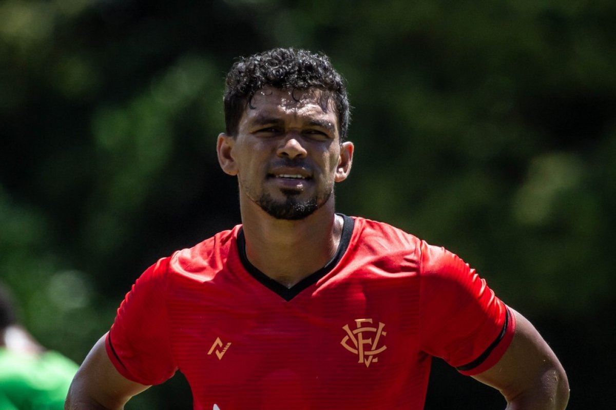 Campeonato Baiano: Van e João Victor desfalcam o Vitória contra o Fluminense de Feira