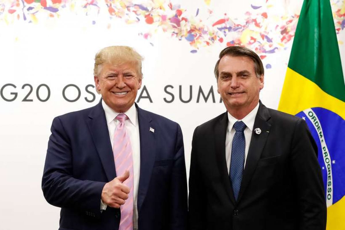 Trump comemora a exportação de etanol ao Brasil