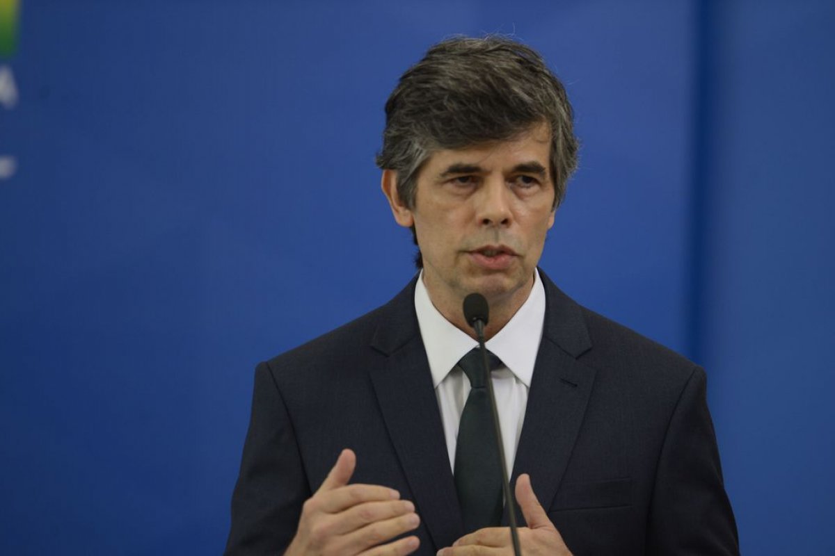 CPI da Covid ouve nesta quarta-feira (5) ex-ministro da Saúde Nelson Teich