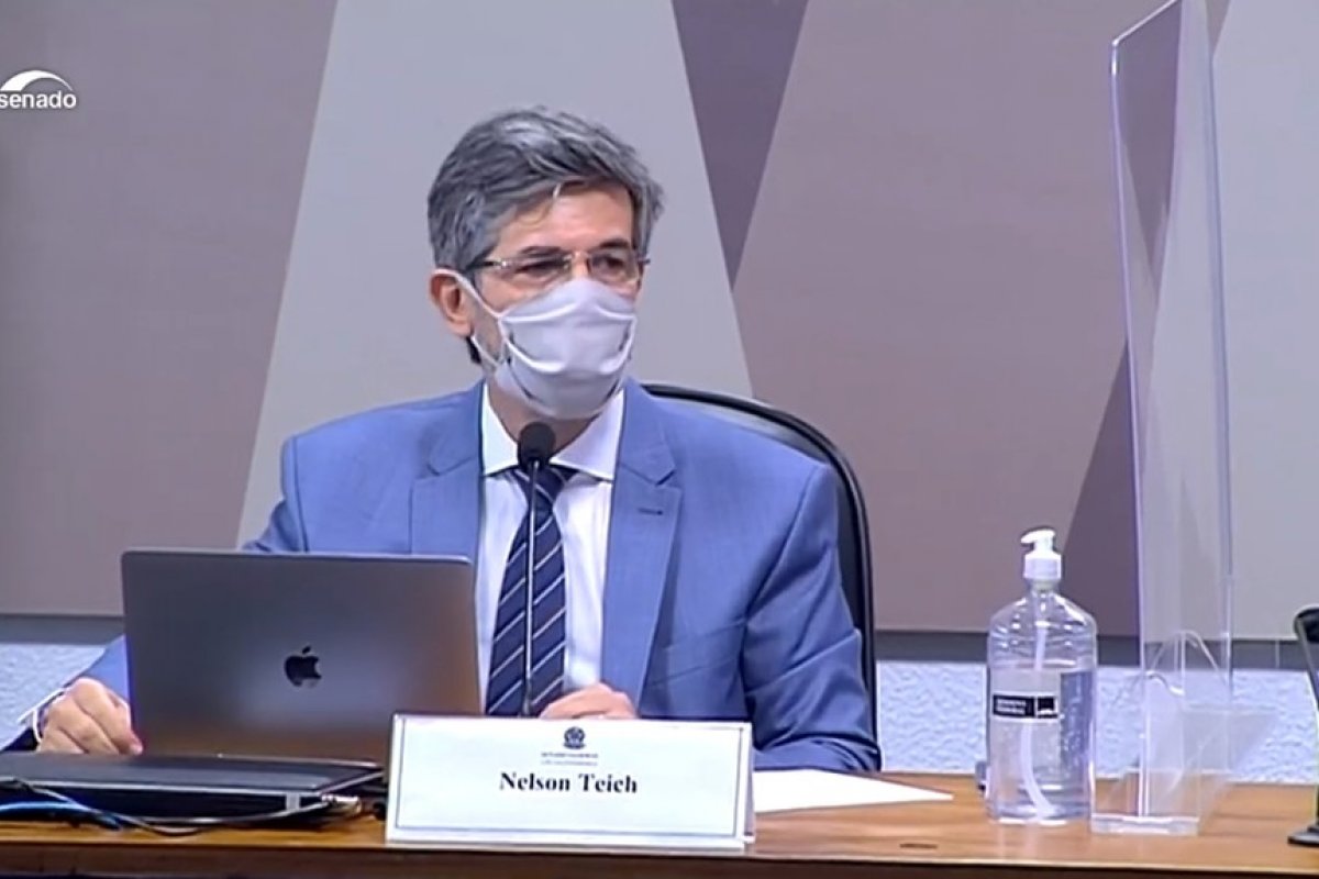 Teich afirma em CPI que deixou governo após perceber que não teria autonomia