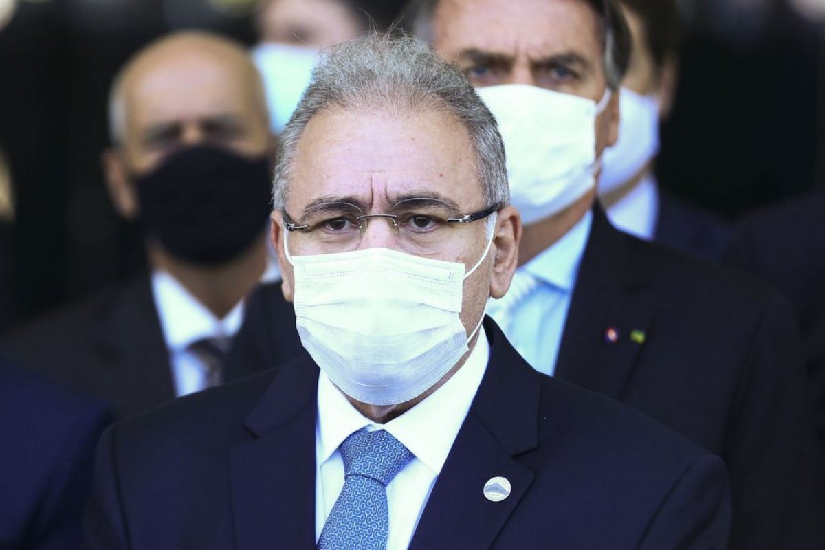 "Negacionismo é negar o que o governo federal tem feito no investimento na pesquisa", afirma Queiroga