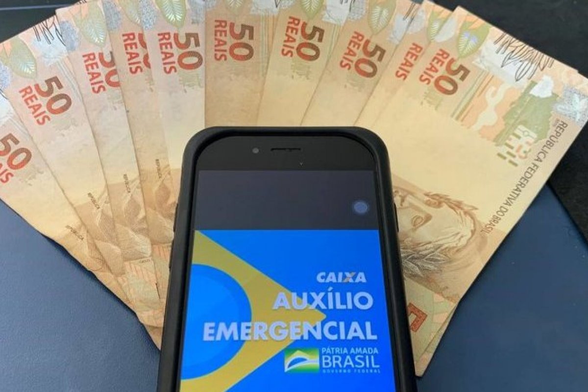 Governo quer pagar auxílio emergencial a 5 milhões de brasileiros negados em 2020