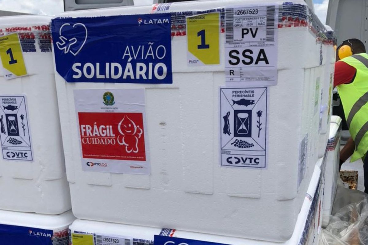Governo Federal envia novo lote com doses da vacina contra a Covid-19 à Bahia