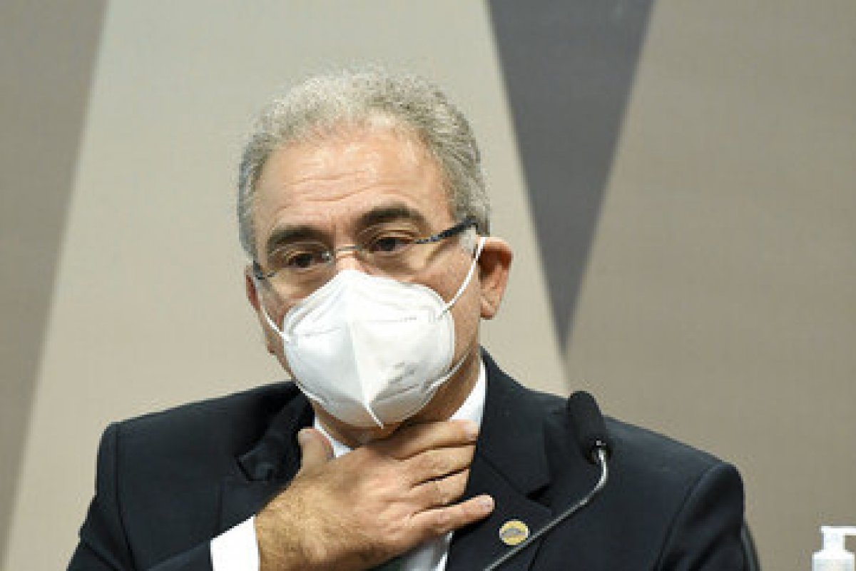 Marcelo Queiroga diz que encontrou logística eficiente ao assumir lugar de Pazuello