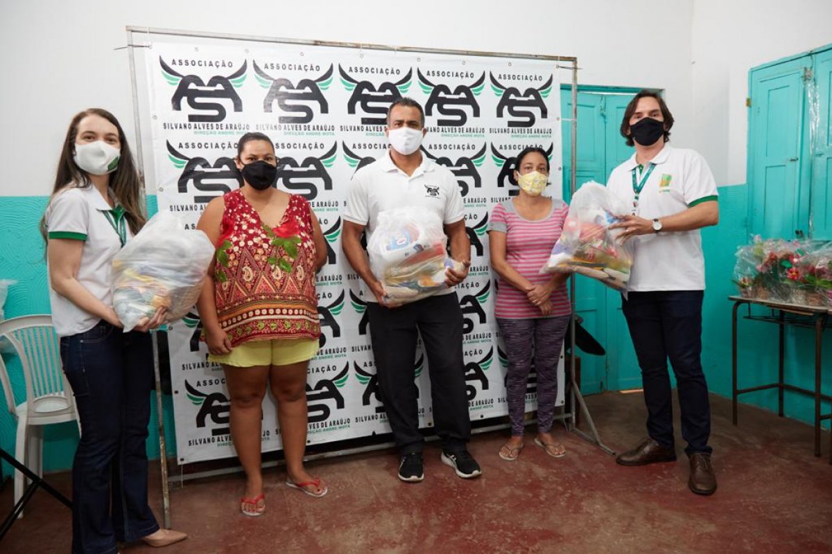 MRV doa 500 cestas básicas para vizinhanças de suas obras!