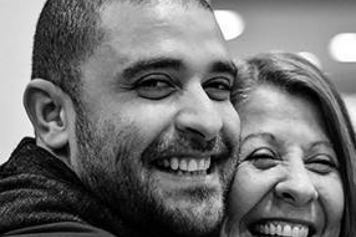 Diogo Nogueira faz live comemorando o dia das mães neste domingo