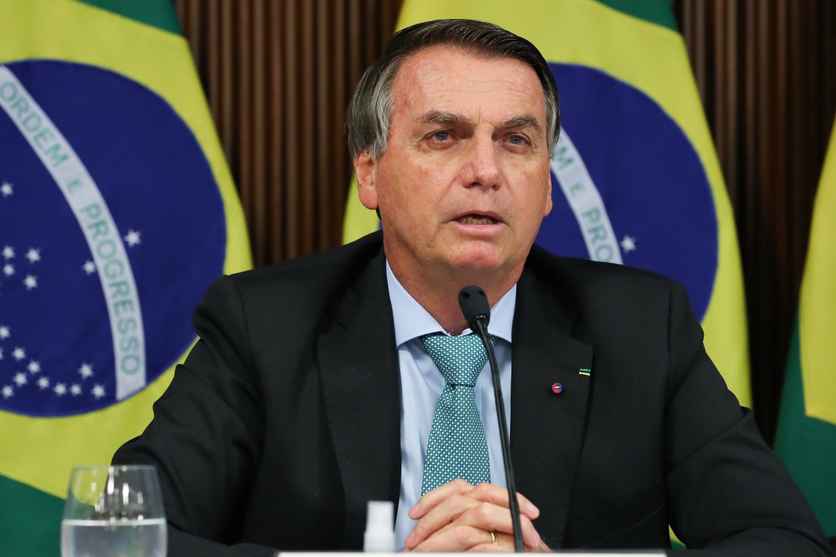 "Se não tiver voto impresso, é sinal de que não vai ter eleição", diz Bolsonaro