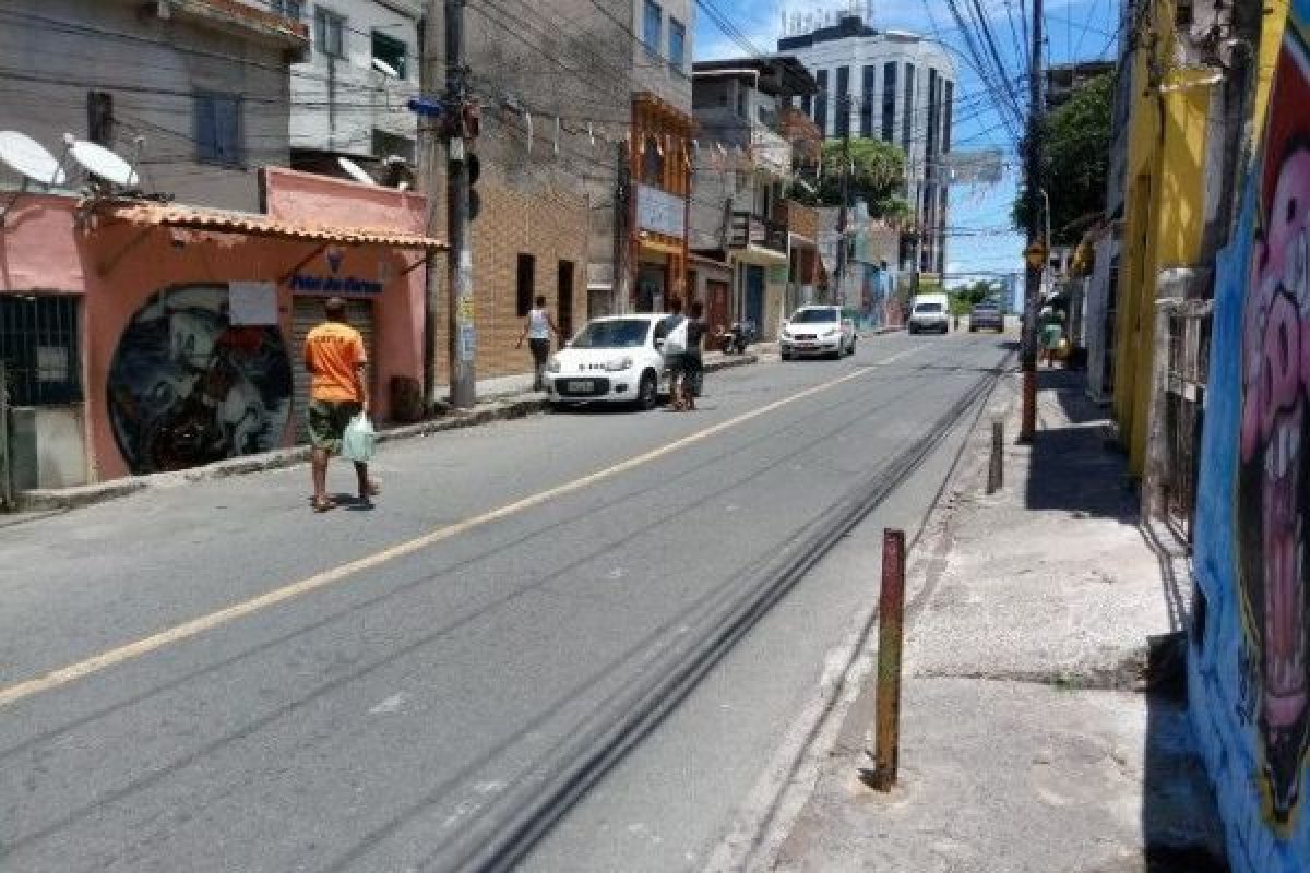 Rua na Federação terá trânsito parcialmente bloqueado nesta sexta-feira (7)
