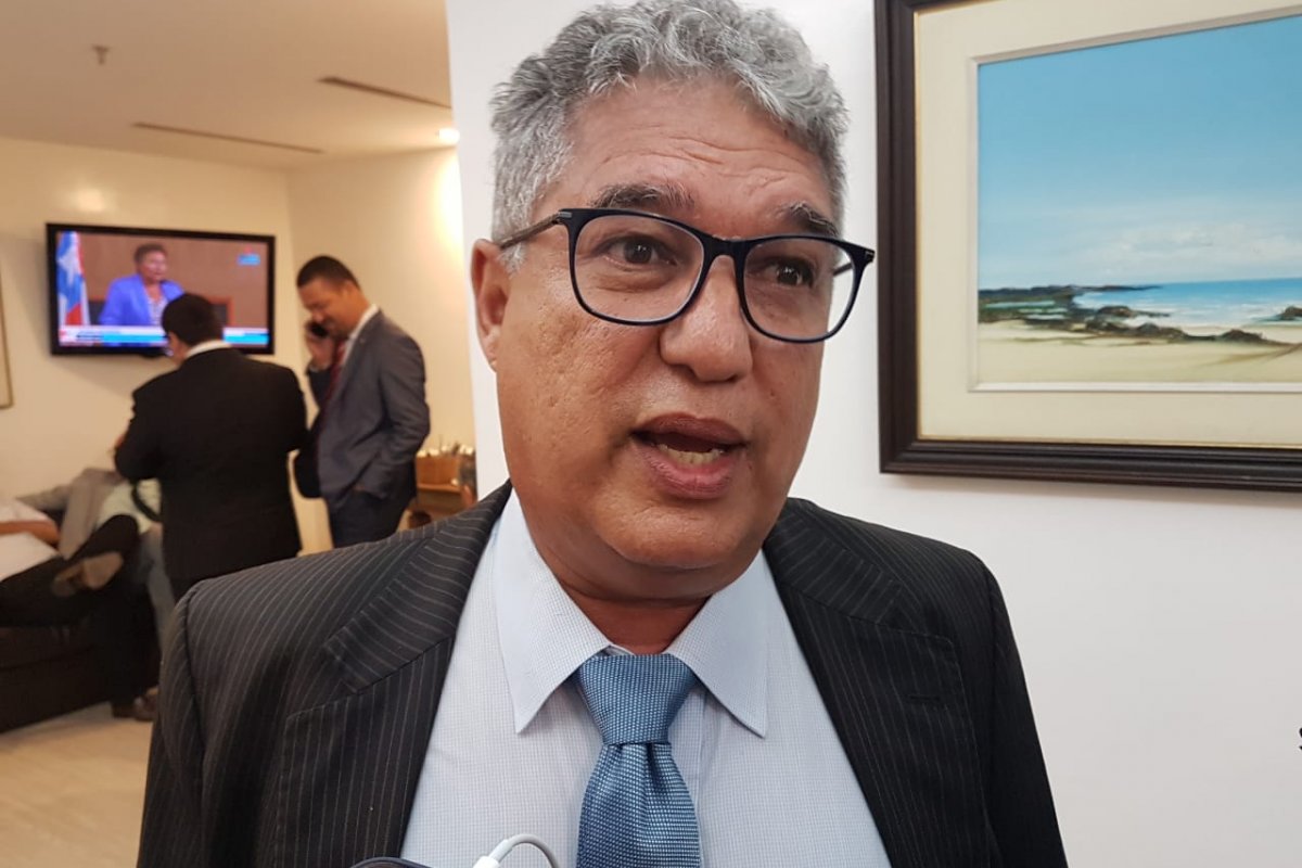 Líder do governo na ALBA, Rosemberg Pinto diz que é normal a oposição querer obstruir projeto enviado pelo Executivo