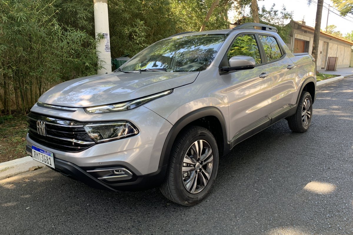 Farol da Bahia testa a nova Fiat Toro Freedom com motor 1.3 turbo