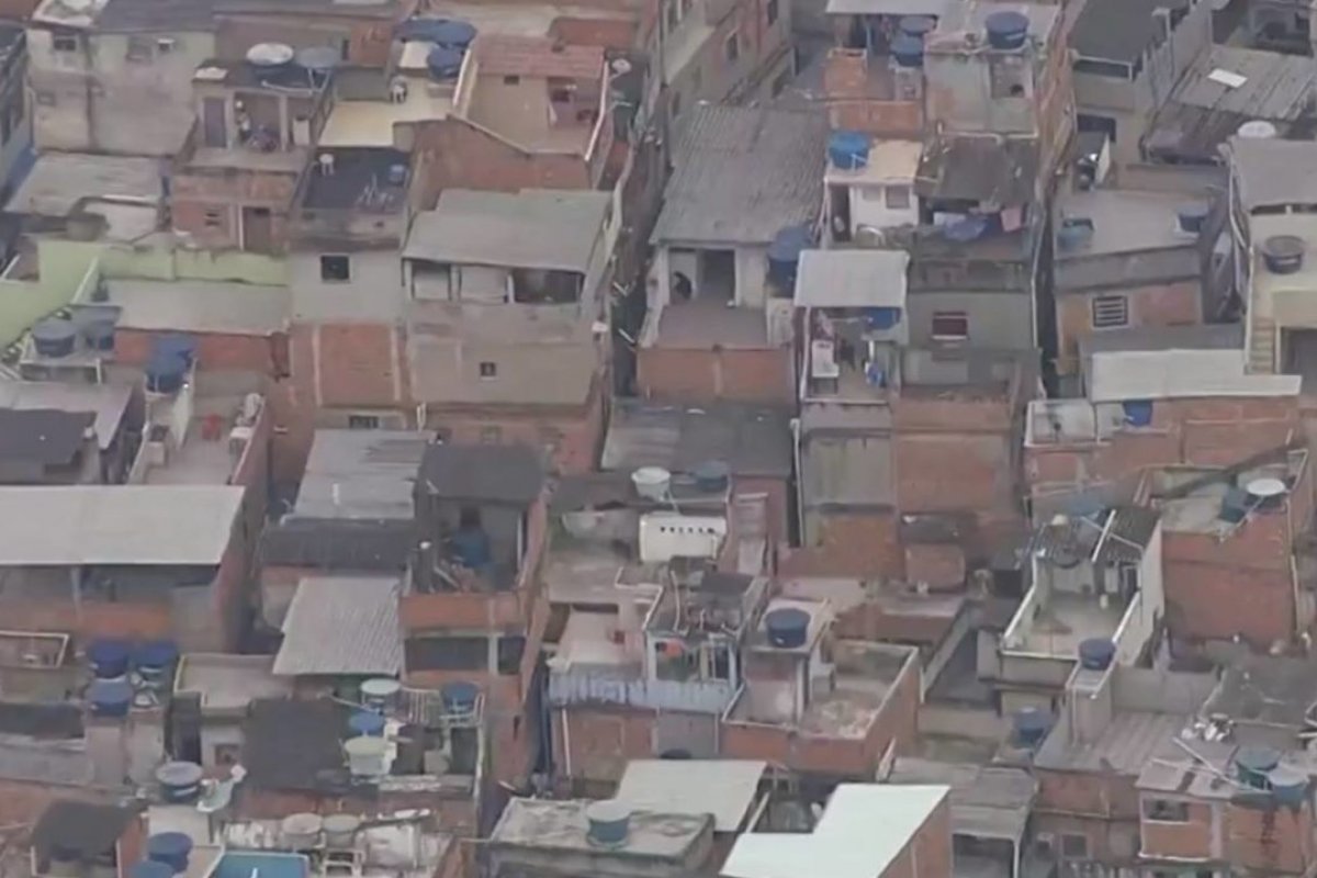 Após mais de 24 horas, Polícia Civil não divulgou identidade dos mortos no Jacarezinho